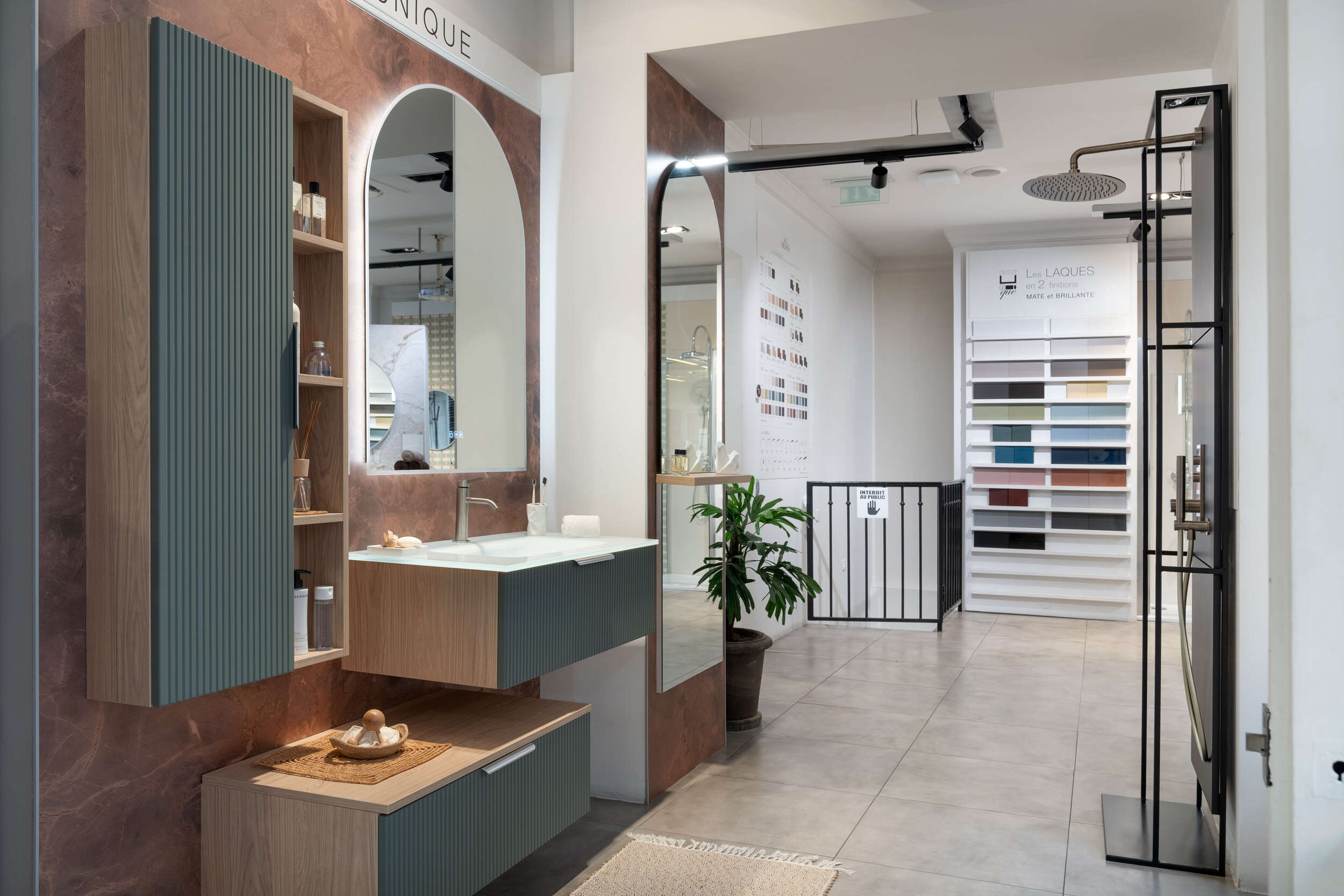 showroom 9